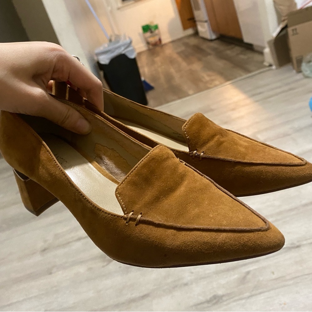 Vintage Enzo Angiolini golden brown leather pointed-toe heeled loafer pump sz6